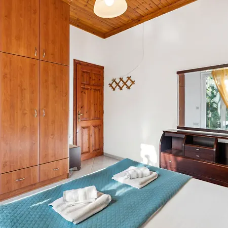 Verani Parking Balcony Playground Сasa de vacaciones Sívros